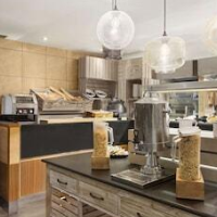 Ramada Hotel & Suites by Wyndham Coventry – Affordable hotel in Coventry