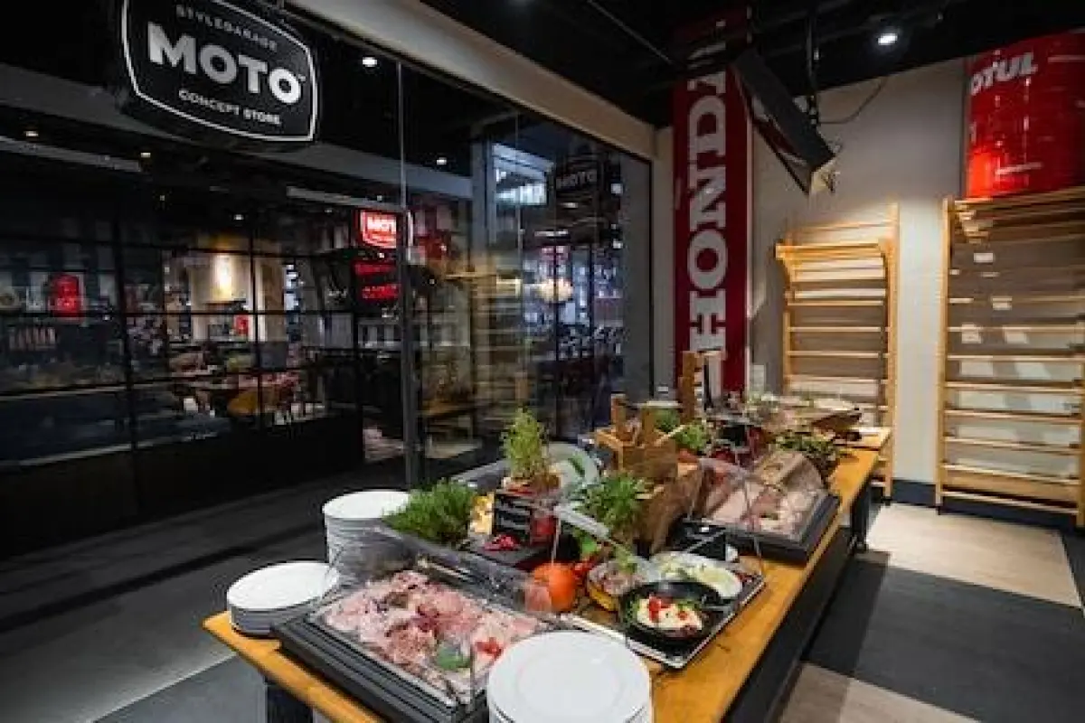 V8 Hotel Köln – Affordable hotel in Cologne