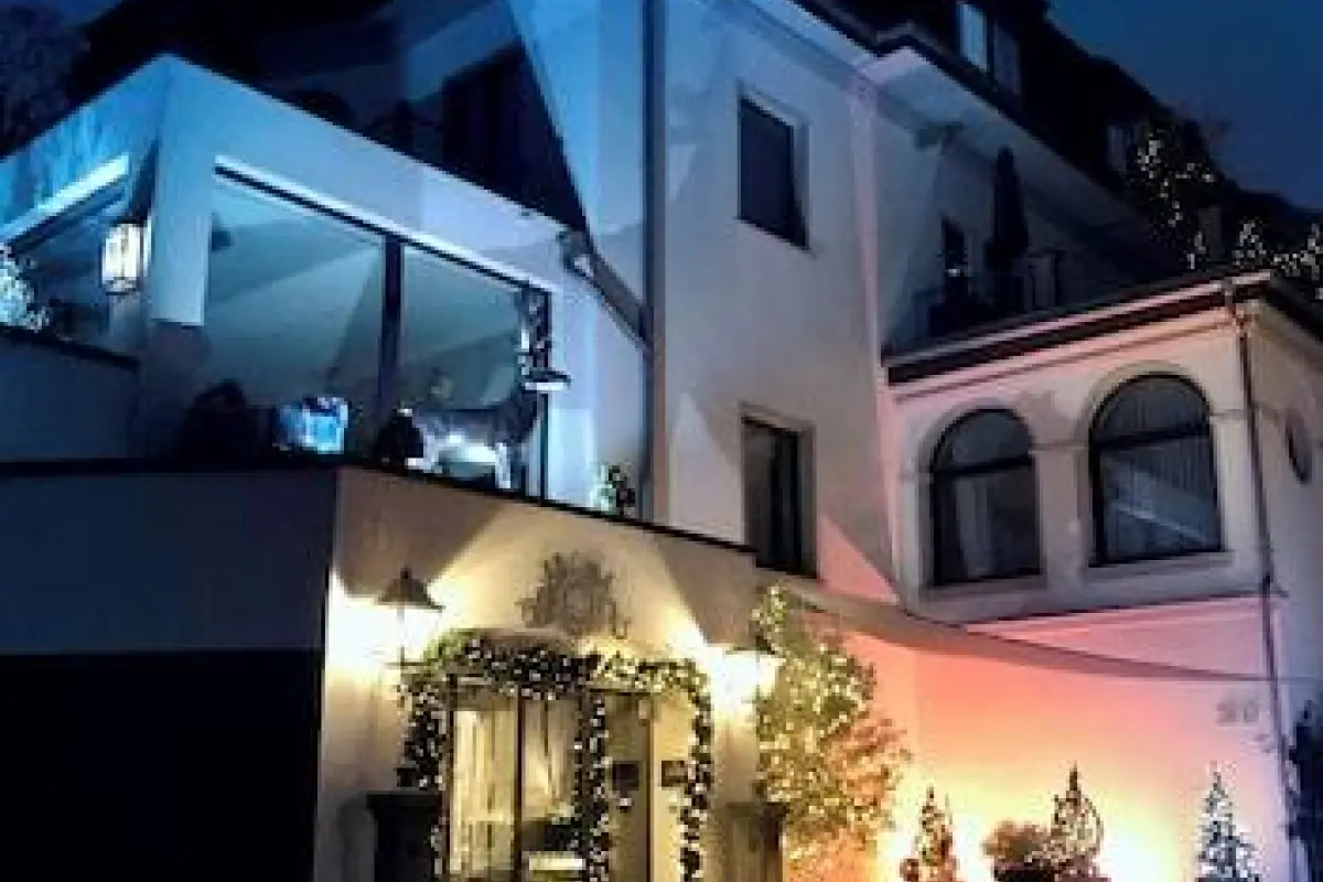 Villahotel Rheinblick – Affordable hotel in Cologne