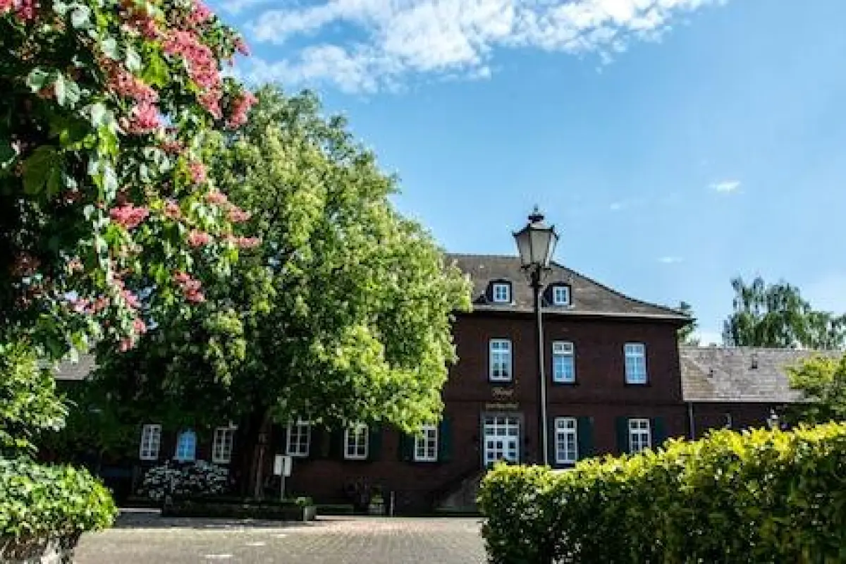 Hotel Landhaus Gut Keuchhof – Affordable hotel in Cologne