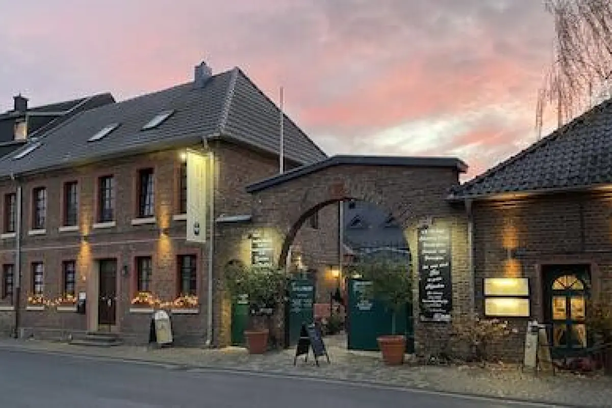 Landhaus Pohlhof – Affordable hotel in Cologne