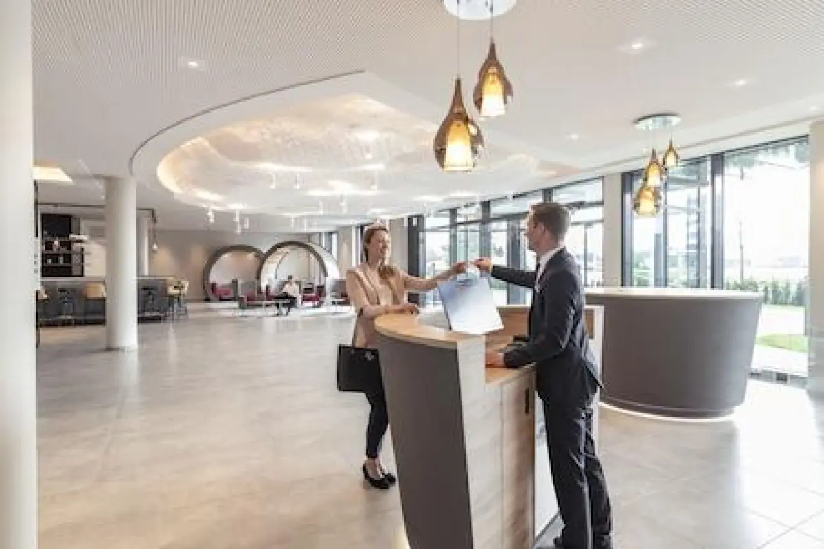 Novotel Duesseldorf Airport – Affordable hotel in Düsseldorf