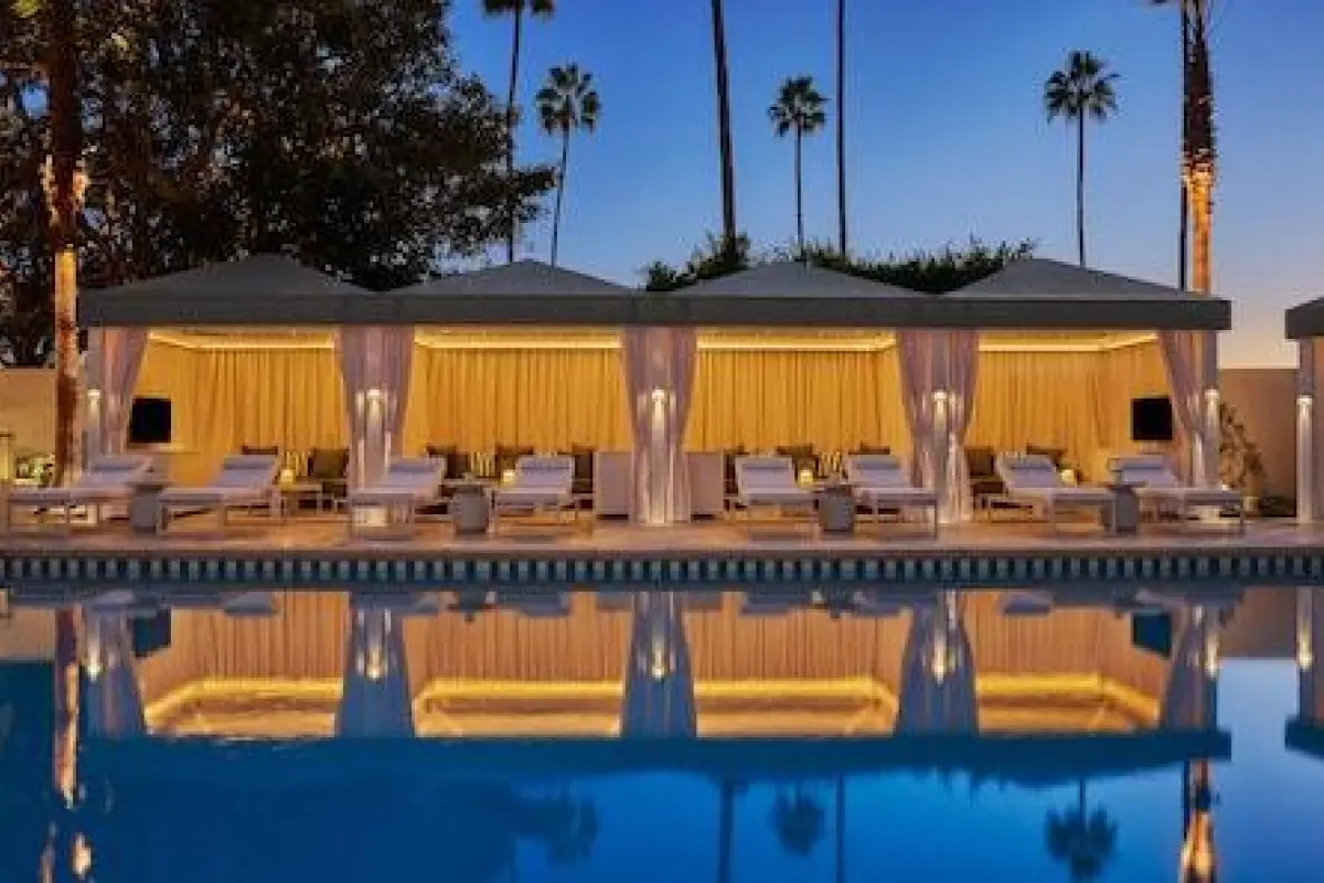 Pendry Newport Beach – Affordable hotel in Newport Beach