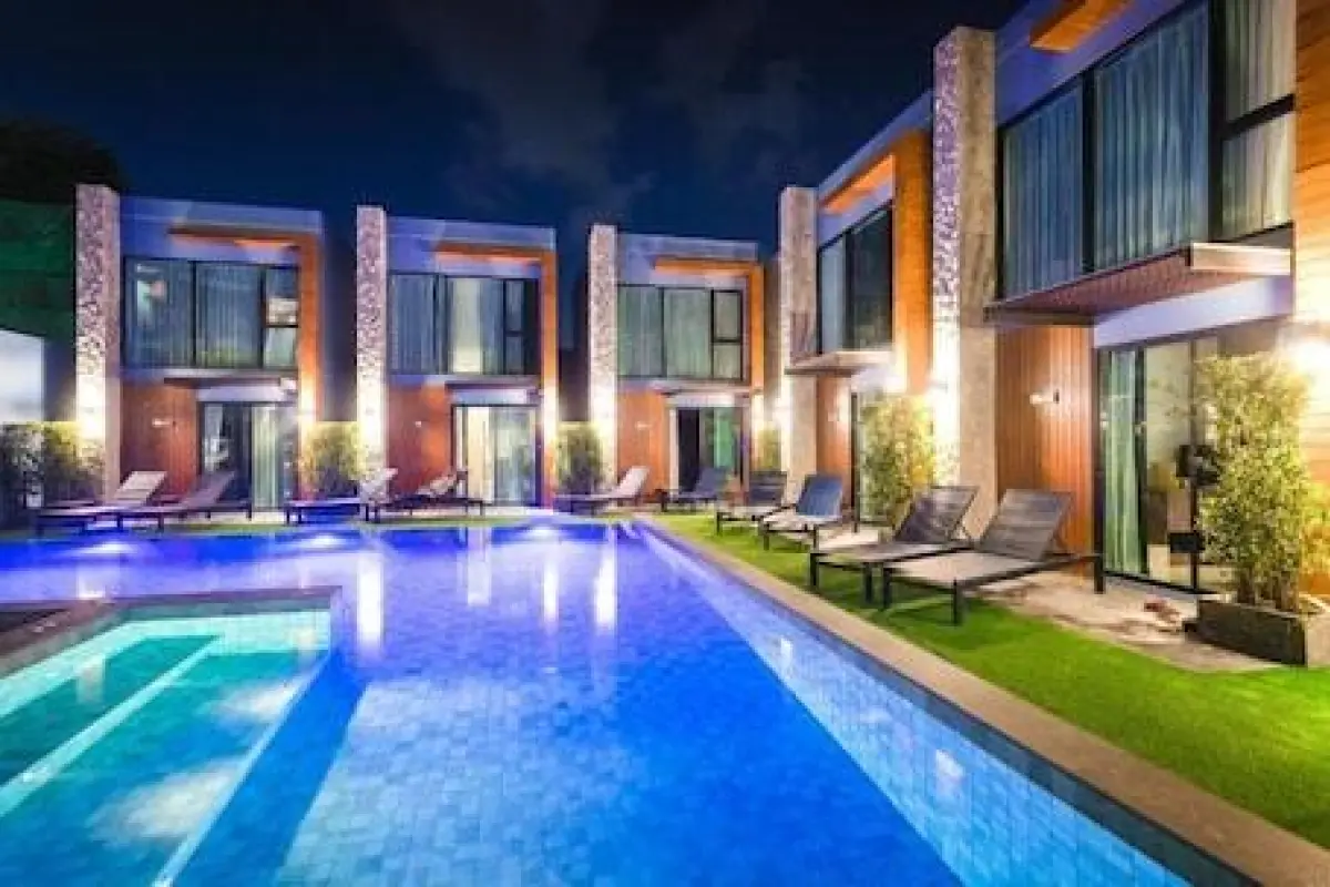 Peace Blue Naiharn Naturist Resort Phuket – Affordable hotel in Rawai