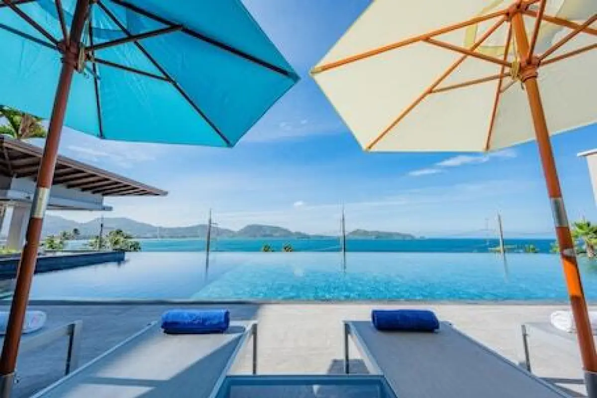 Oceanfront Beach Resort – Affordable hotel in Patong