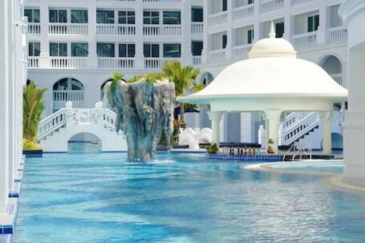 Mövenpick Myth Hotel Patong Phuket – Affordable hotel in Patong