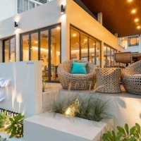 LIV Hotel Phuket Patong Beachfront – Affordable hotel in Patong