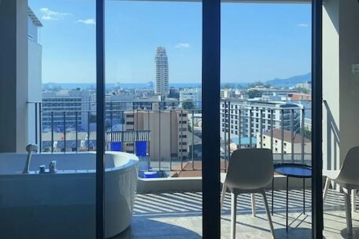 Sky Wave Patong – Affordable hotel in Patong