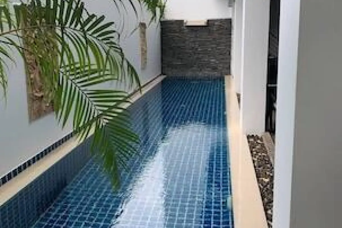 One World One Home Naiharn Hotel – Affordable hotel in Rawai