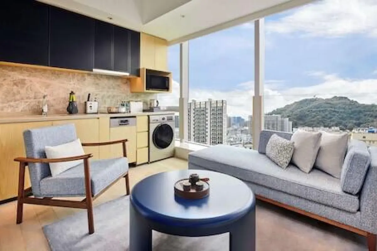 Doubletree By Hilton Shenzhen Airport Residences – Affordable hotel in Shenzhen