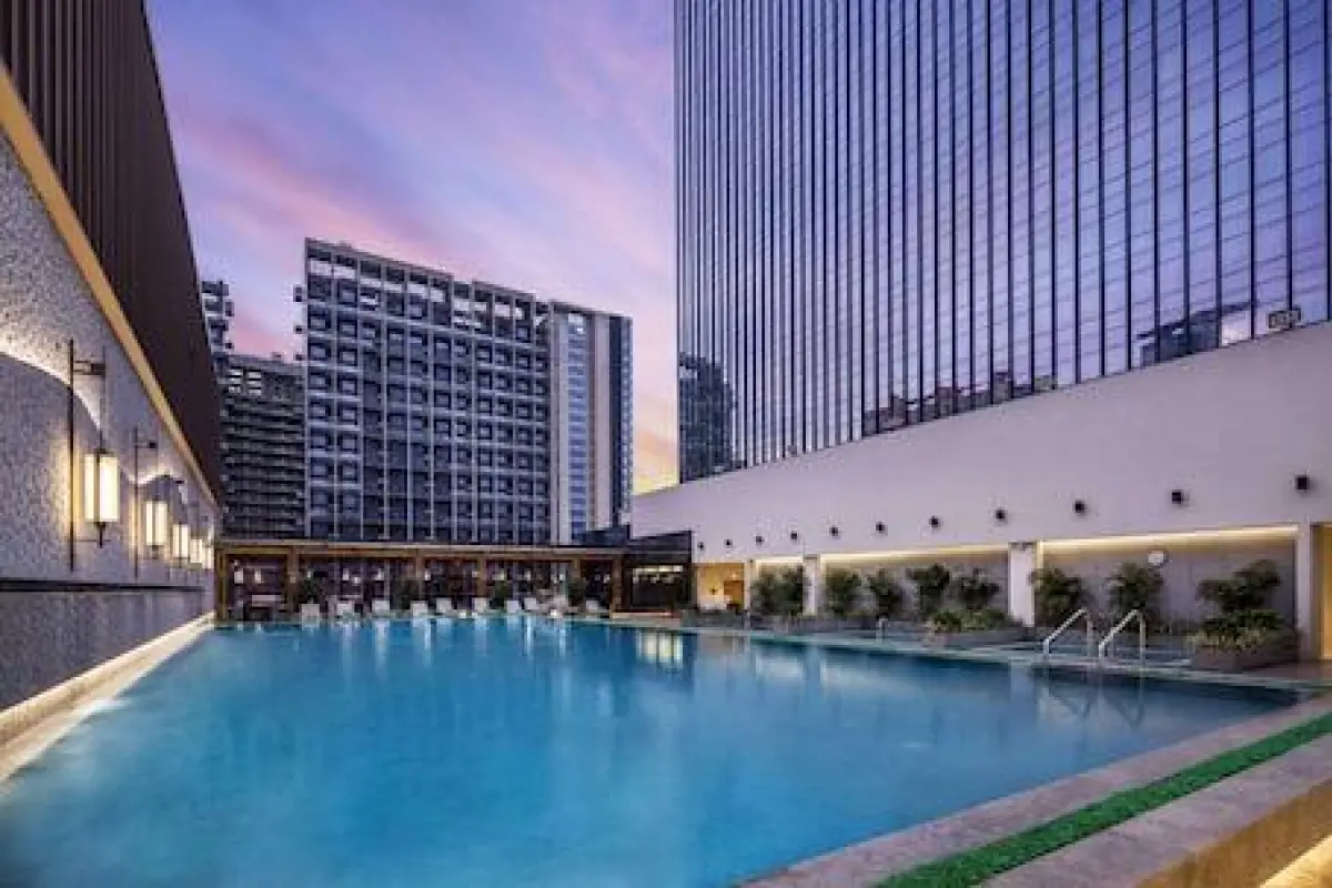 DoubleTree by Hilton Hotel Shenzhen Longhua – Affordable hotel in Shenzhen