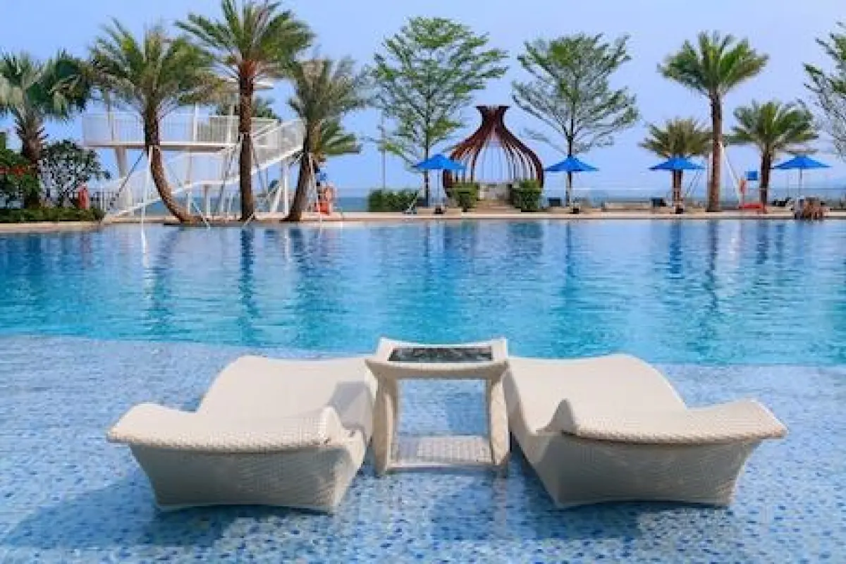 InterContinental Shenzhen Dameisha Resort by IHG – Affordable hotel in Shenzhen