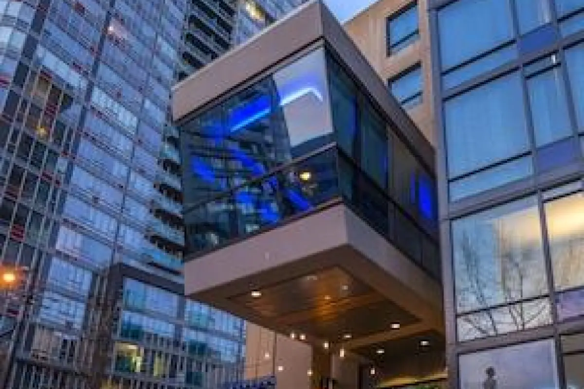 Hotel Blu Vancouver – Affordable hotel in Vancouver