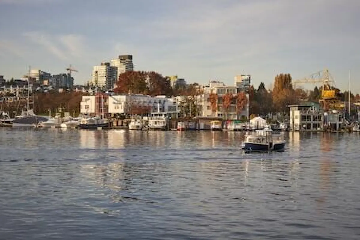 Granville Island Hotel – Affordable hotel in Vancouver