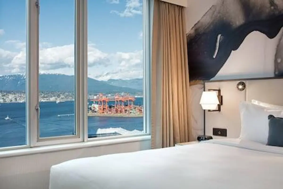 Delta Hotels by Marriott Vancouver Downtown Suites – Affordable hotel in Vancouver