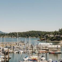 Gibsons Landing Inn – Affordable hotel in Gibsons