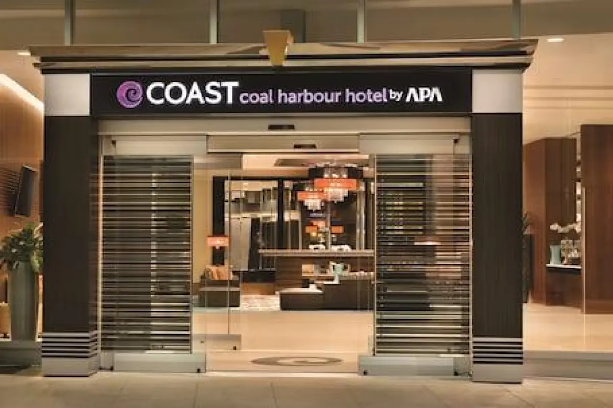 Coast Coal Harbour Vancouver Hotel by APA – Affordable hotel in Vancouver