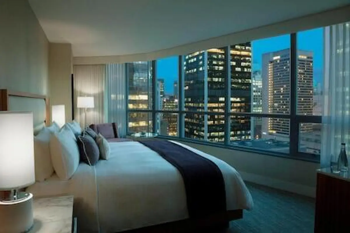 Vancouver Marriott Pinnacle Downtown – Affordable hotel in Vancouver