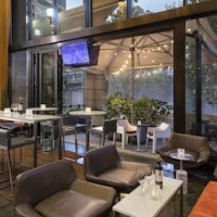 The Parker Hotel and Rooftop – Affordable hotel in Vancouver