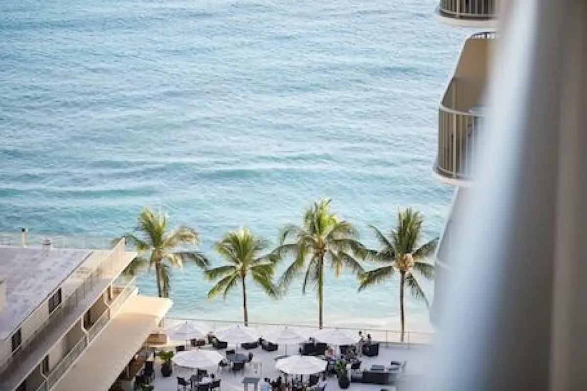 OUTRIGGER Reef Waikiki Beach Resort – Affordable hotel in Honolulu