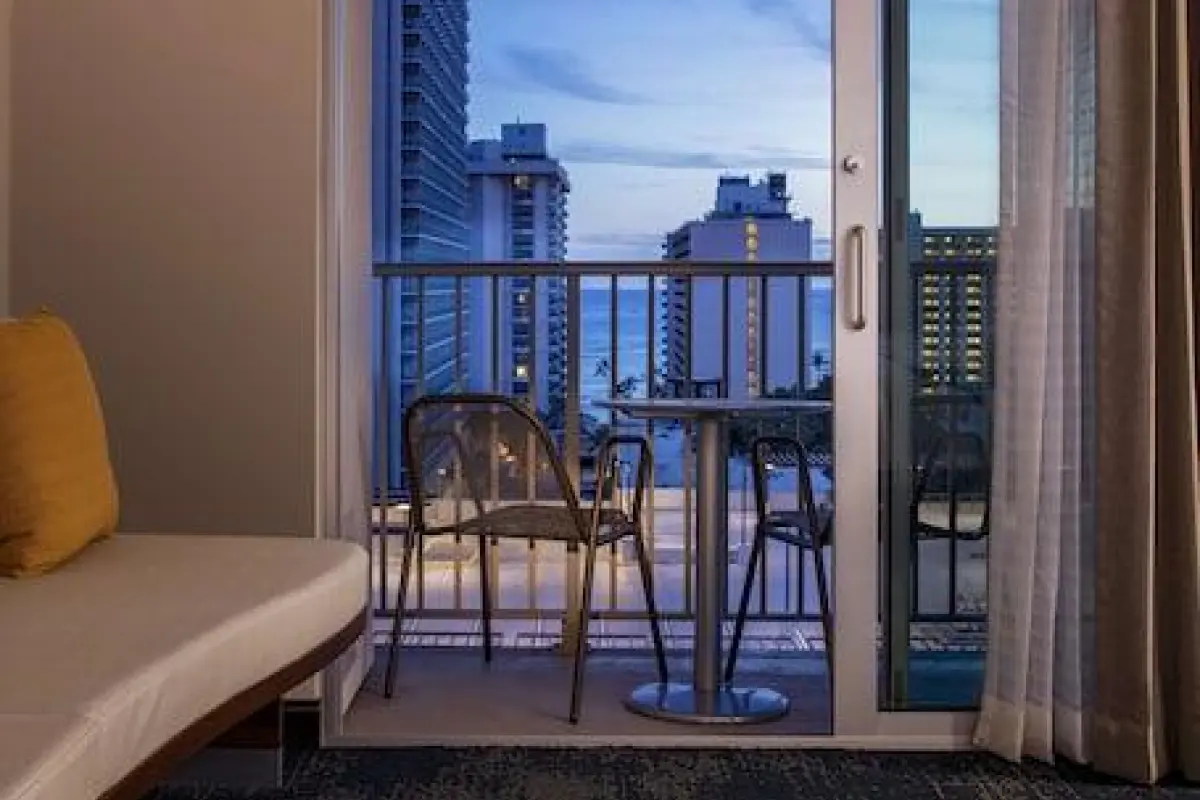 Hilton Garden Inn Waikiki Beach – Affordable hotel in Honolulu
