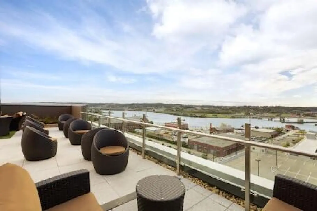 Hampton Inn & Suites Washington DC-Navy Yard – Affordable hotel in Washington