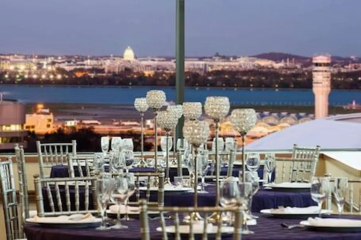Hyatt Regency Crystal City – Affordable hotel in Arlington