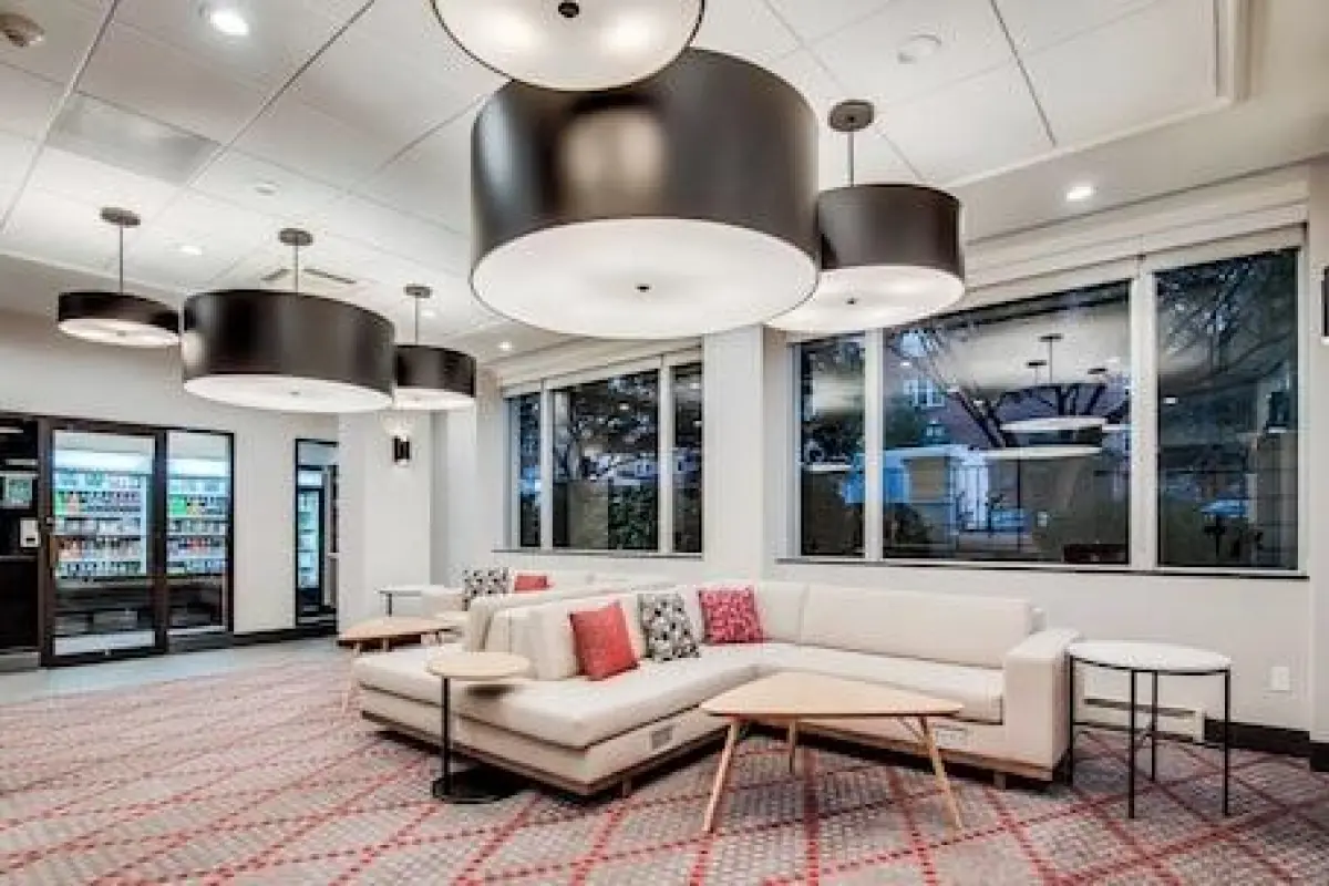 Holiday Inn Washington-Central/White House by IHG – Affordable hotel in Washington