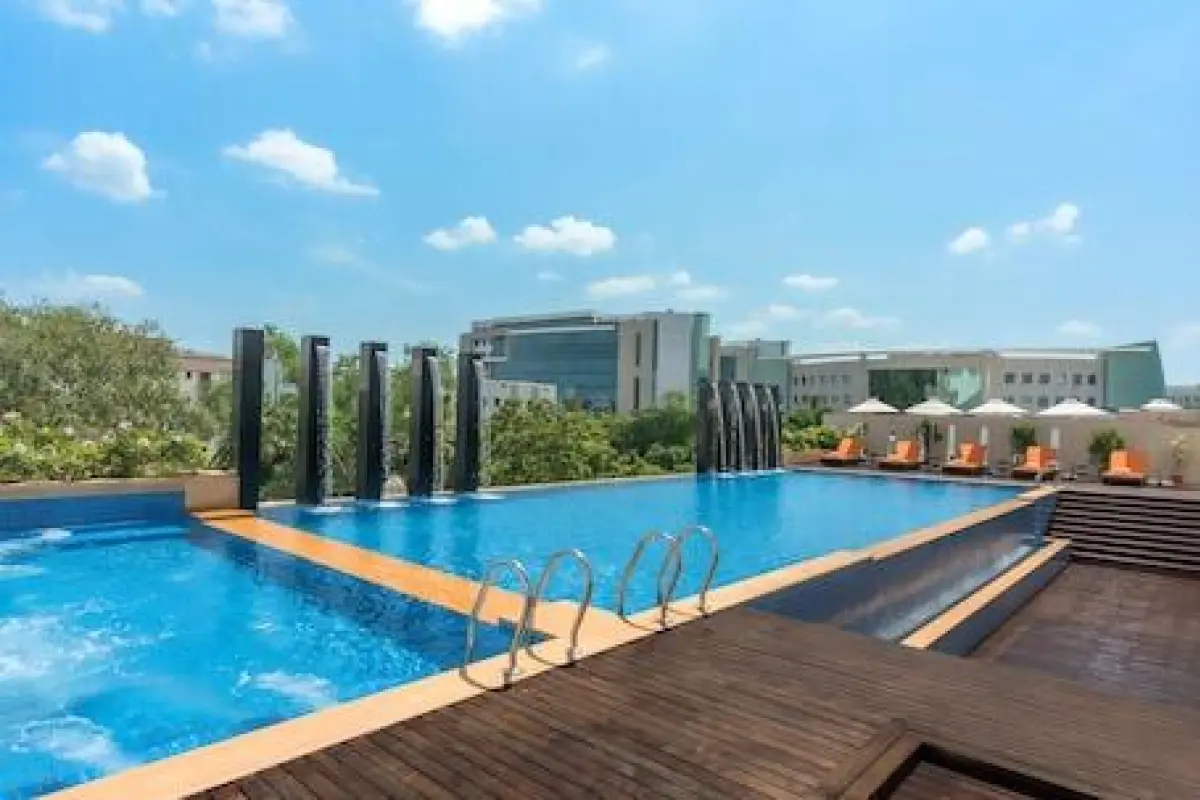 Feathers - A Radha Hotel – Affordable hotel in Chennai