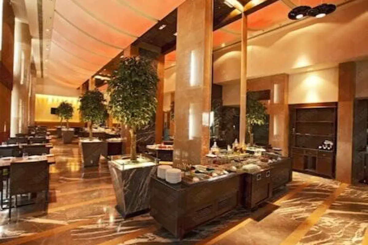 Radisson Blu Hotel Chennai City Centre – Affordable hotel in Chennai