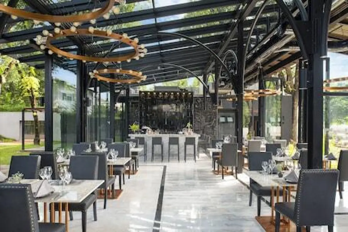 Cross Chiang Mai Riverside – Affordable hotel in Chiang Mai