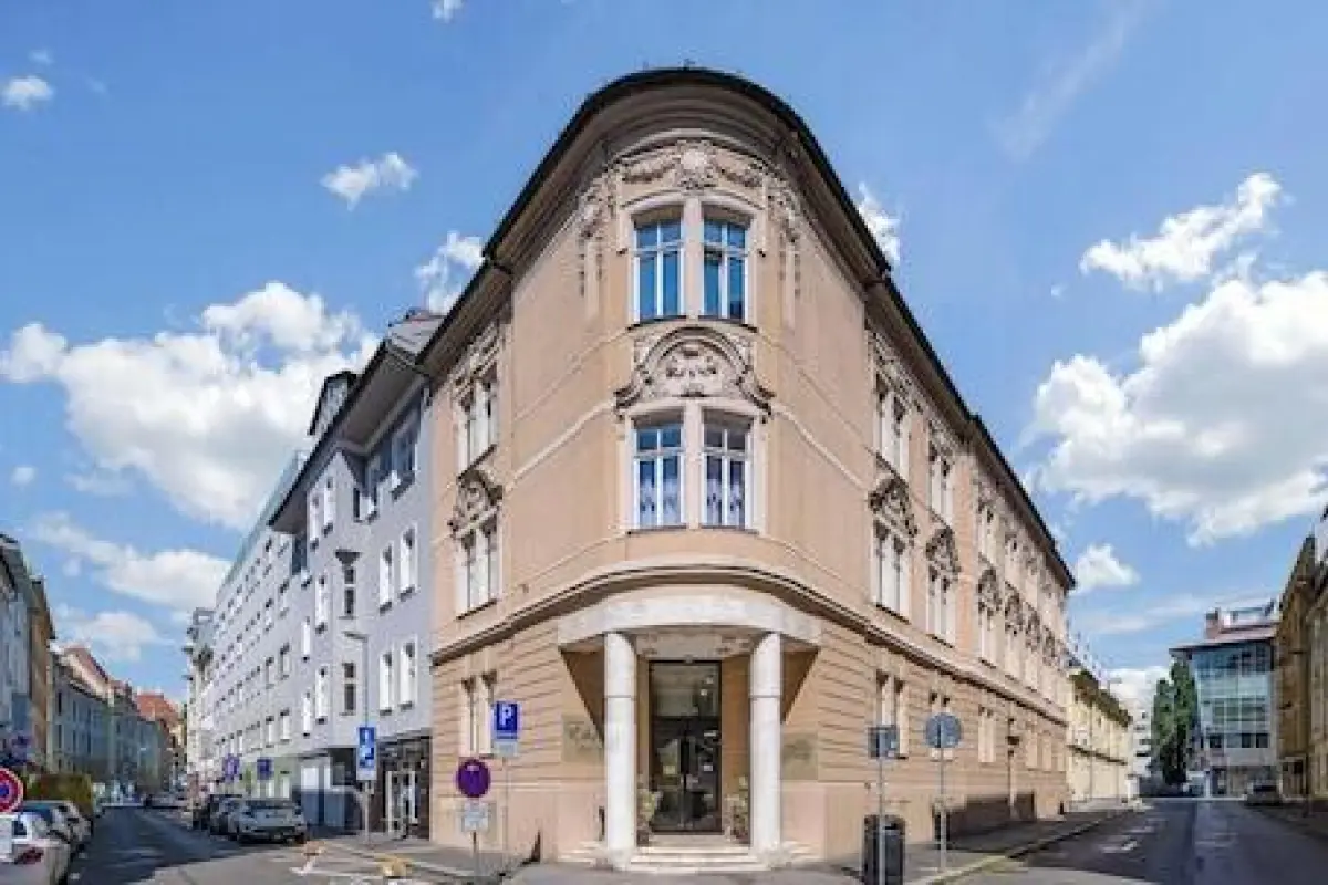 Elisabeth Old Town – Affordable hotel in Bratislava