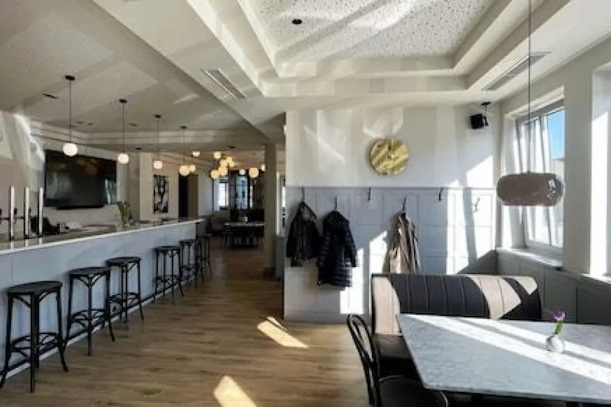 Luis von Weyden – Affordable hotel in Weiden am See