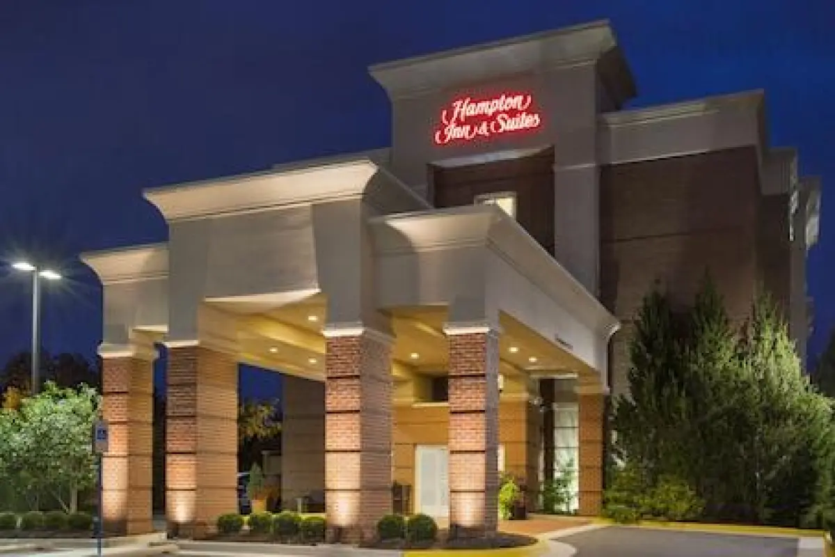 Hampton Inn & Suites Herndon-Reston – Affordable hotel in Herndon