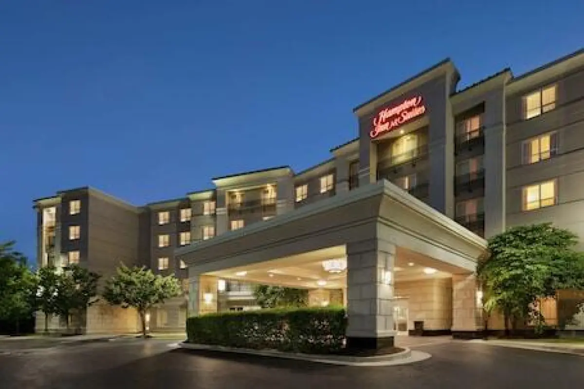 Hampton Inn & Suites Washington-Dulles International Airport – Affordable hotel in Sterling