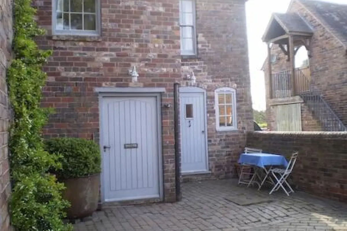 Duken Courtyard Cottage Self Catering Holiday Cottage in Glorious Countryside – Affordable hotel in Bridgnorth