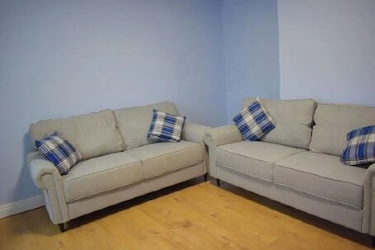 Room 2 – Affordable hotel in Birmingham