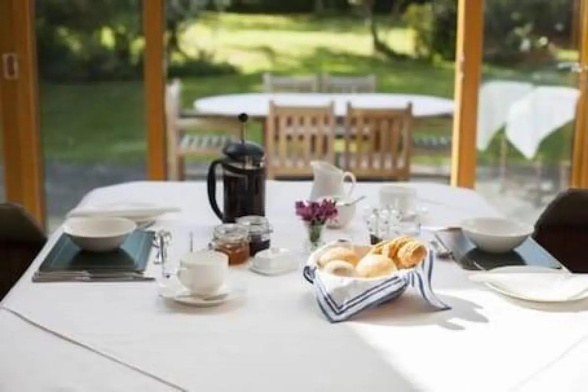 Larkrise Cottage – Affordable Bed and Breakfast in Stratford-upon-Avon