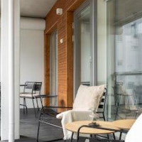 Stylish apartment with big sunny terrace – Affordable hotel in Helsinki