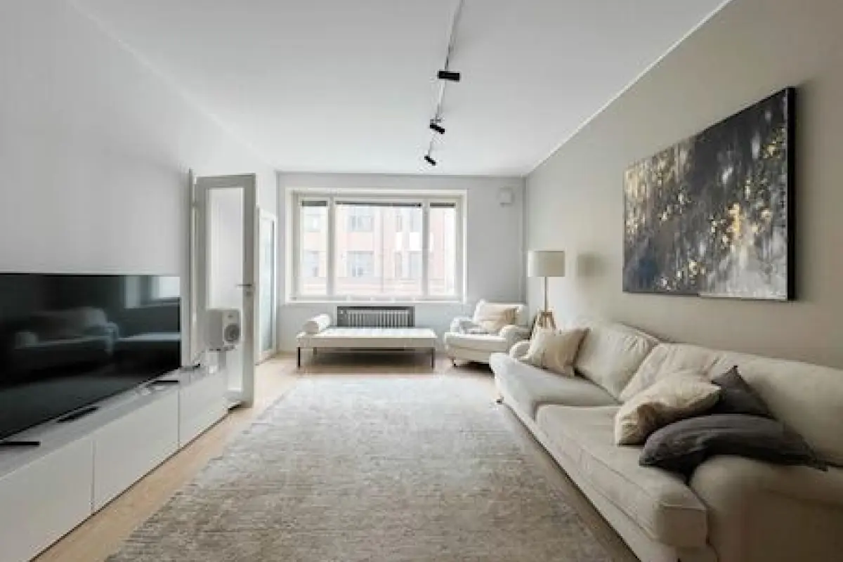 Stylish Downtown 2BR Flat with Sauna and Work Area – Affordable hotel in Helsinki