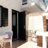 Apartments Nadia – Affordable hotel in Bol