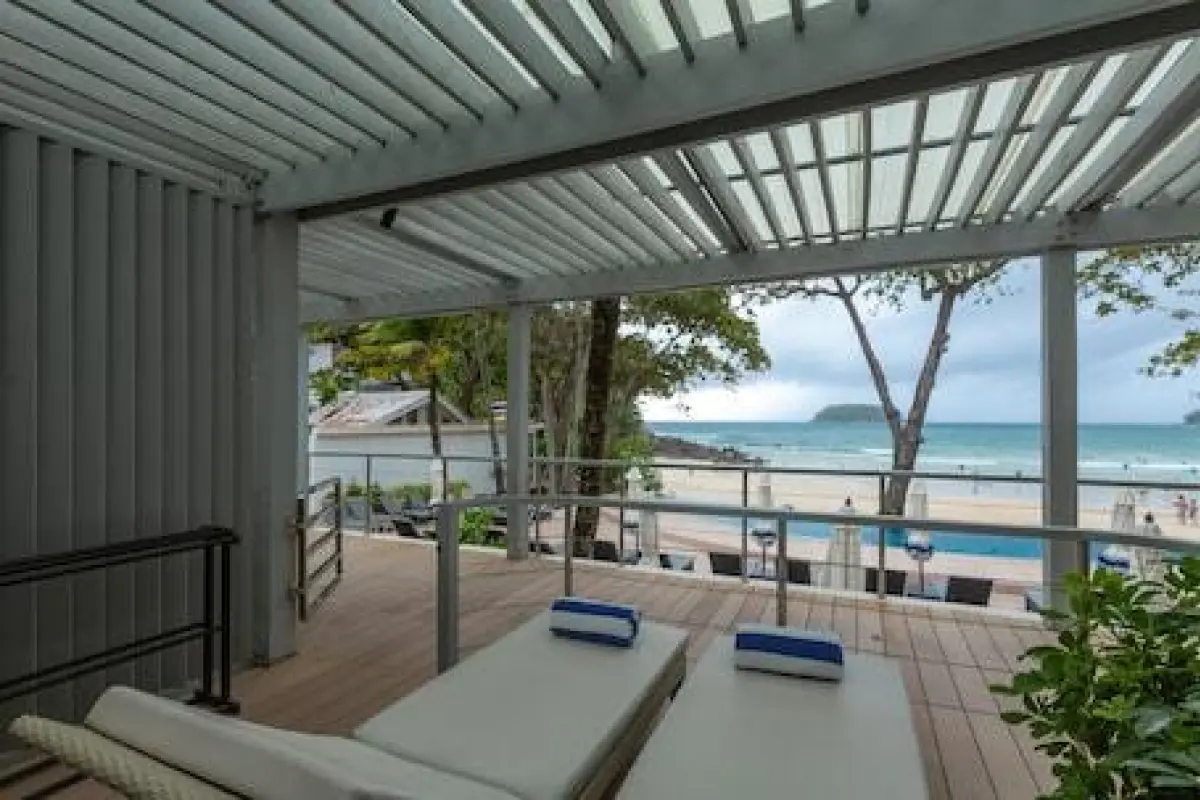 The Boathouse Phuket – Affordable hotel in Karon