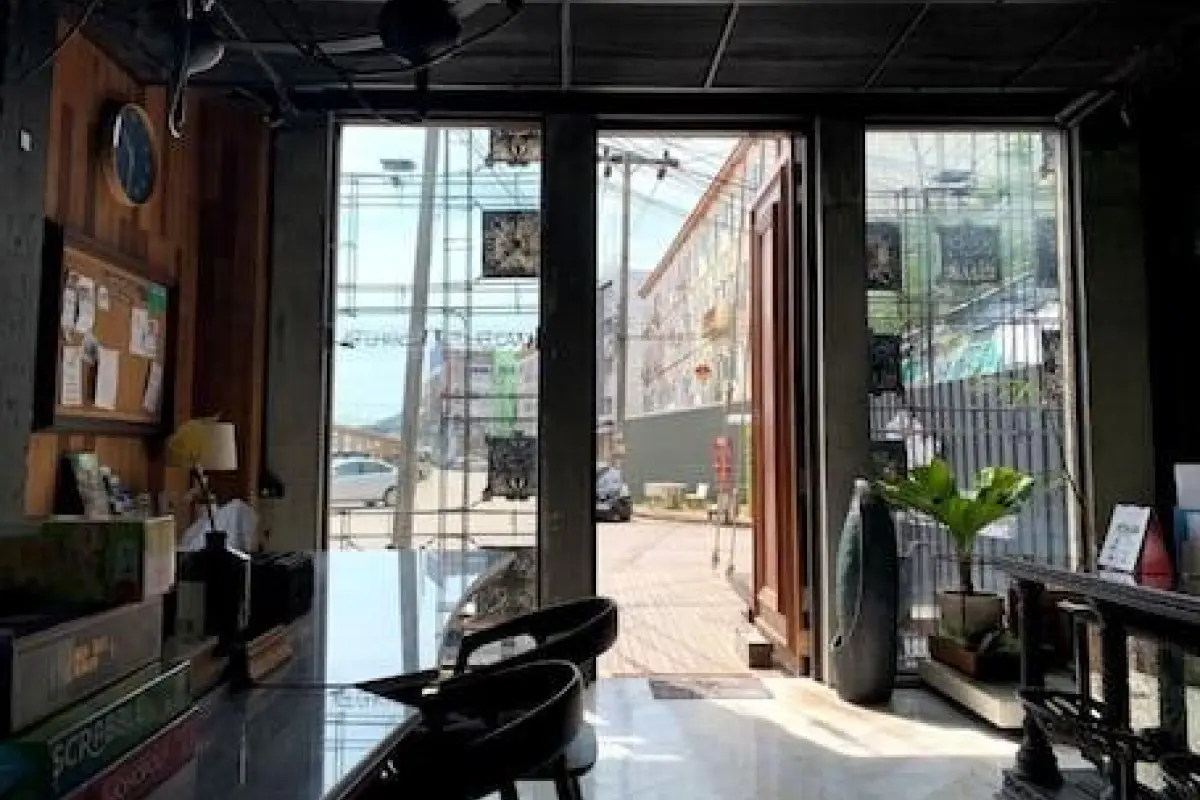 Shade House - Phuket Downtown – Affordable hotel in Ratsada