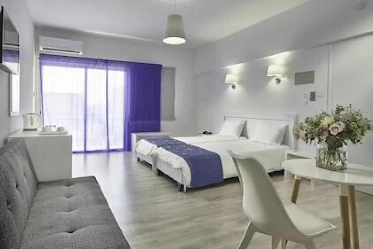 Mikes Kanarium Hotel – Affordable hotel in Larnaca