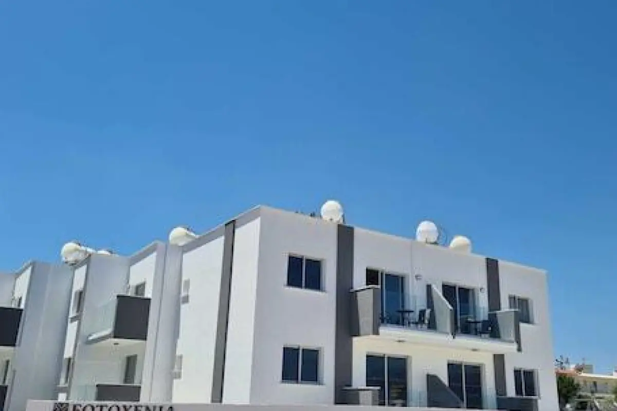 Fotoxenia Luxury Apts – Affordable hotel in Paralimni