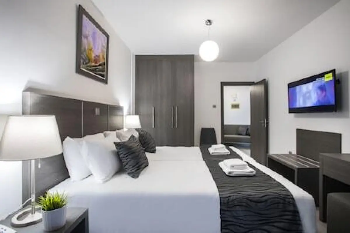 Blazer Residence – Affordable hotel in Larnaca