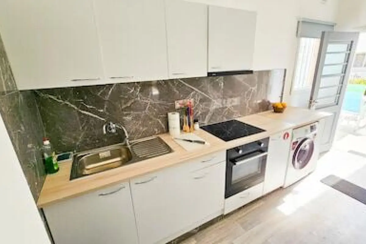 The Lemon Tree Hostel – Affordable hotel in Larnaca