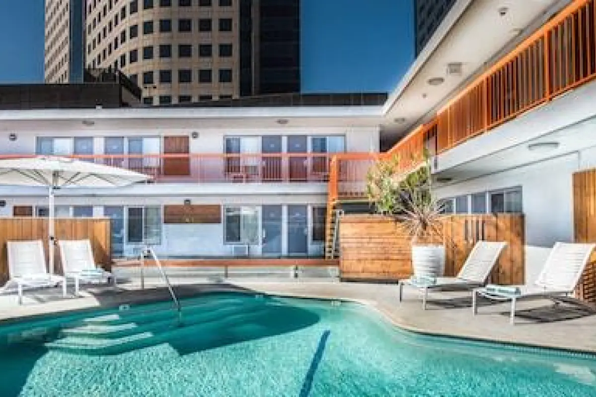 The Tangerine - A Burbank Hotel – Affordable hotel in Burbank