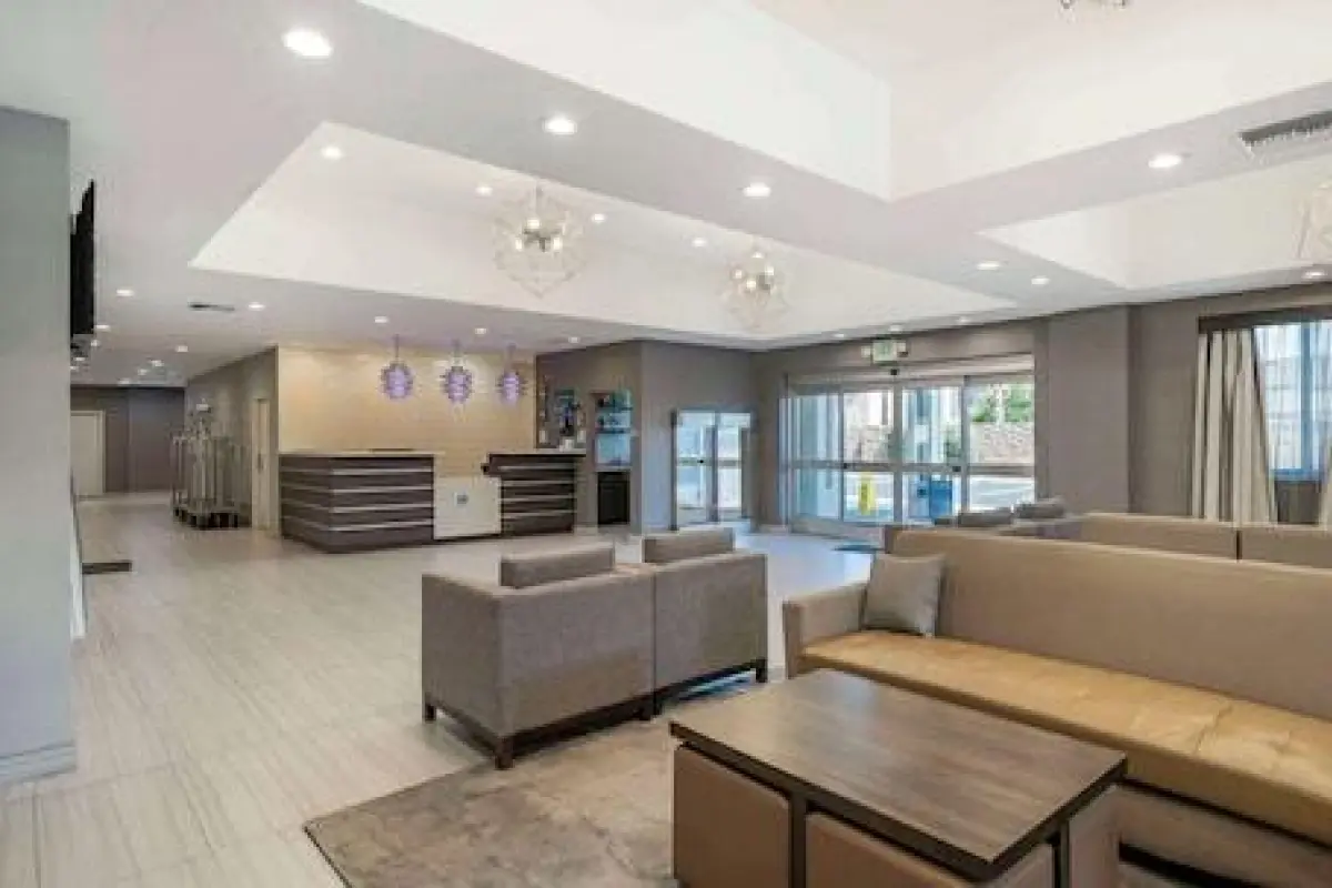 Best Western Plus Gardena Inn & Suites – Affordable hotel in Gardena