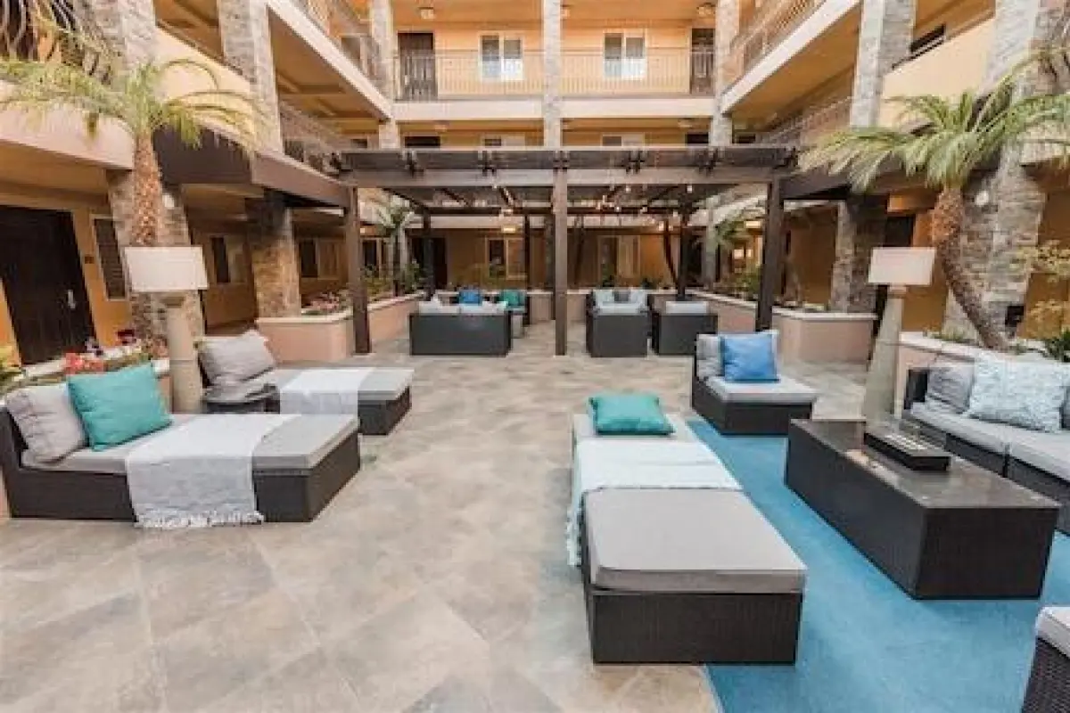 City Express By Marriott Manhattan Beach – Affordable hotel in Manhattan Beach